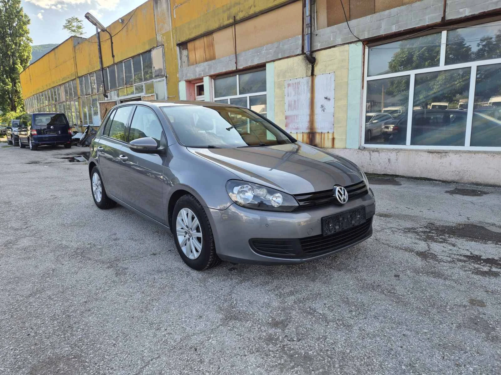VW Golf 1.6TDI 105К.С. ITALY, снимка 3 - Автомобили и джипове - 54662536