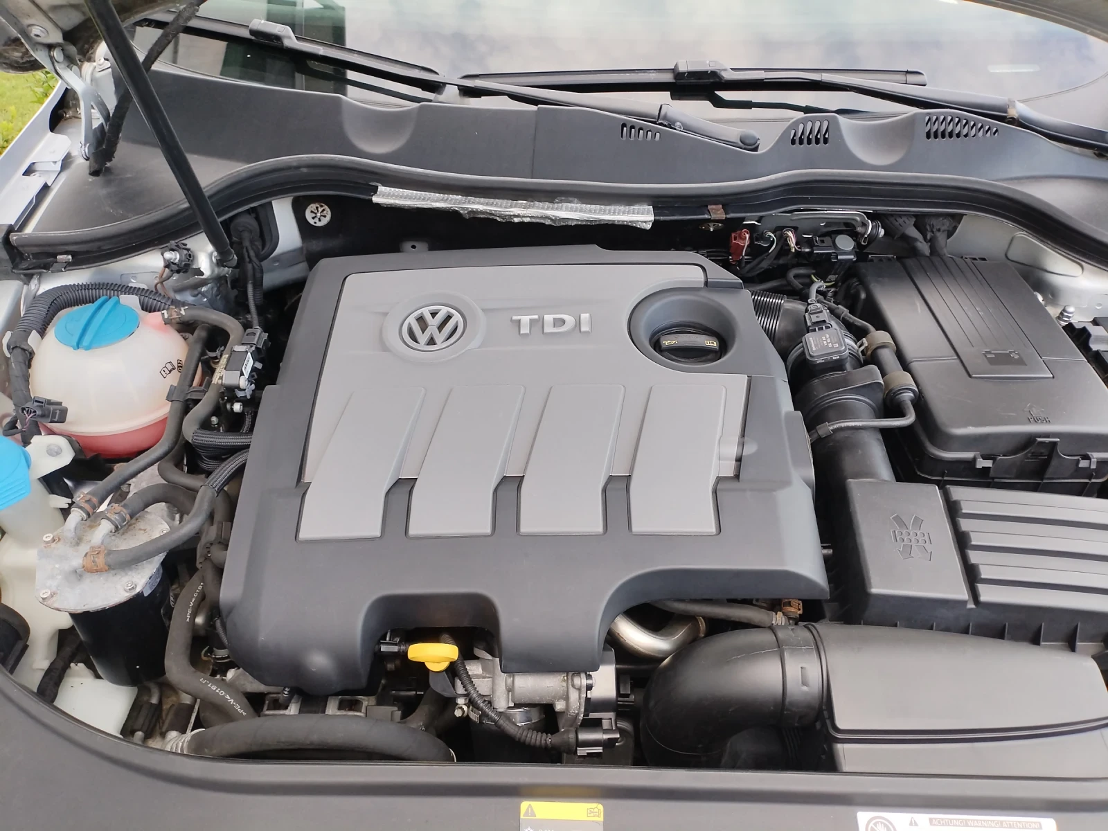 VW Passat 1.6 TDI 105hp Full Navi Climatronic | Mobile.bg � ����������� 17