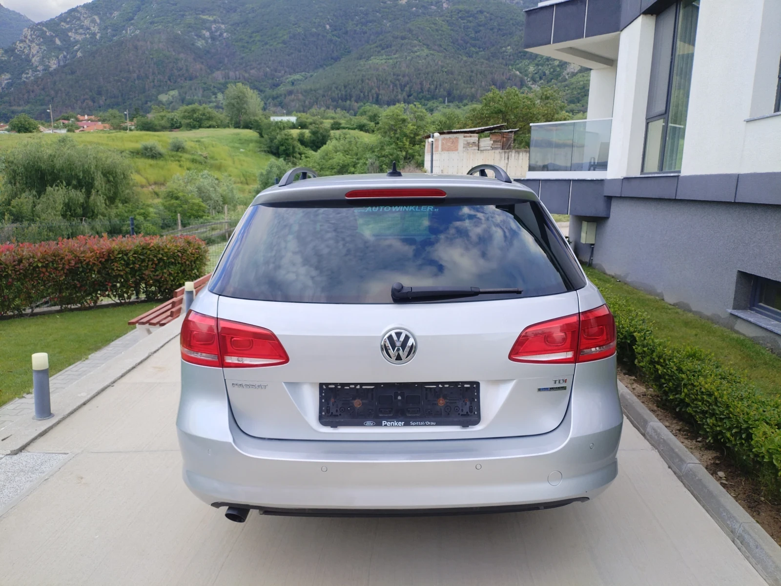 VW Passat 1.6 TDI 105hp Full Navi Climatronic | Mobile.bg � ����������� 5
