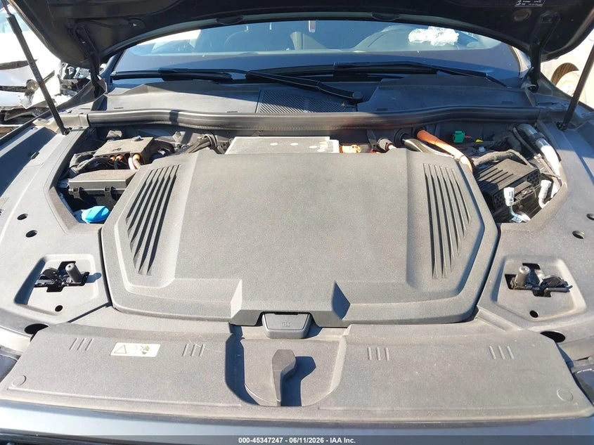 Audi E-Tron Premium Plus Quattro, снимка 10 - Автомобили и джипове - 55004158