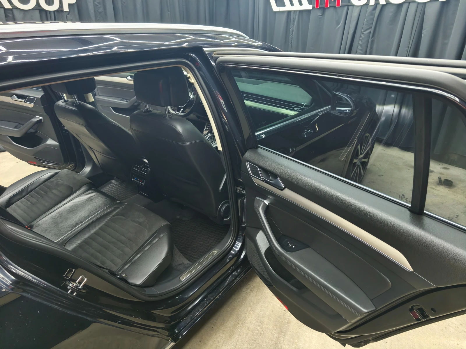 VW Passat 2.0TDI 4motion Automatic Rline 240k.c, снимка 10 - Автомобили и джипове - 55068725