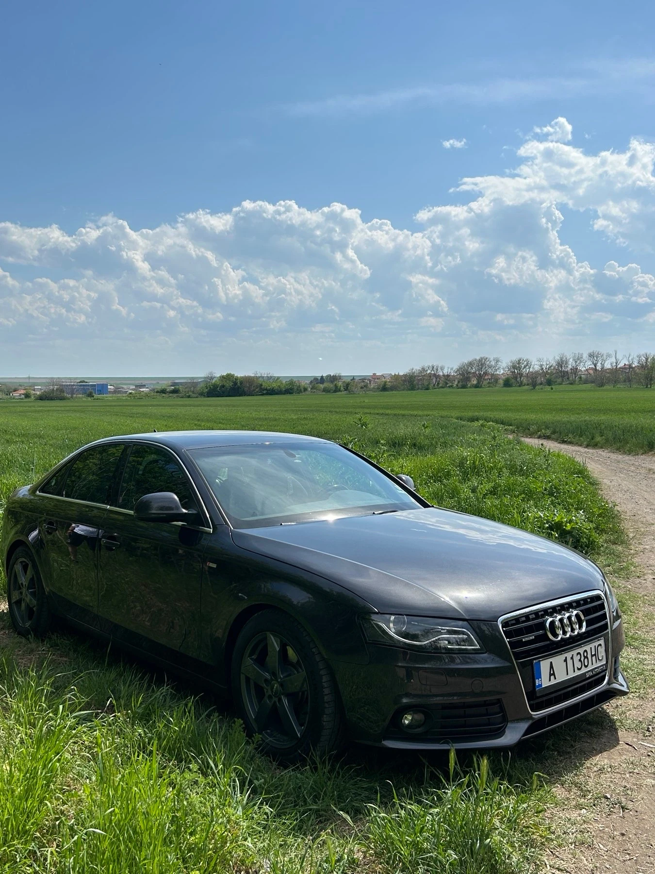 Audi A4 B8, снимка 2 - Автомобили и джипове - 55074095