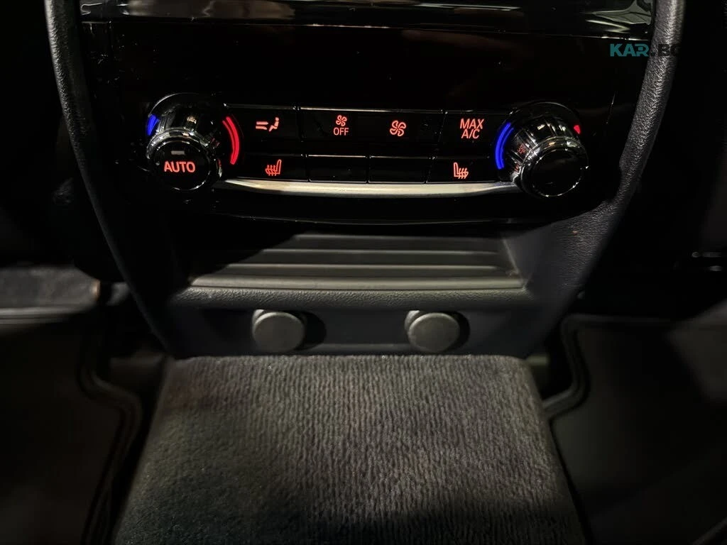 BMW 540 xDrive* АвтоКредит* (ЦЕНА ДО БГ), снимка 15 - Автомобили и джипове - 55178583