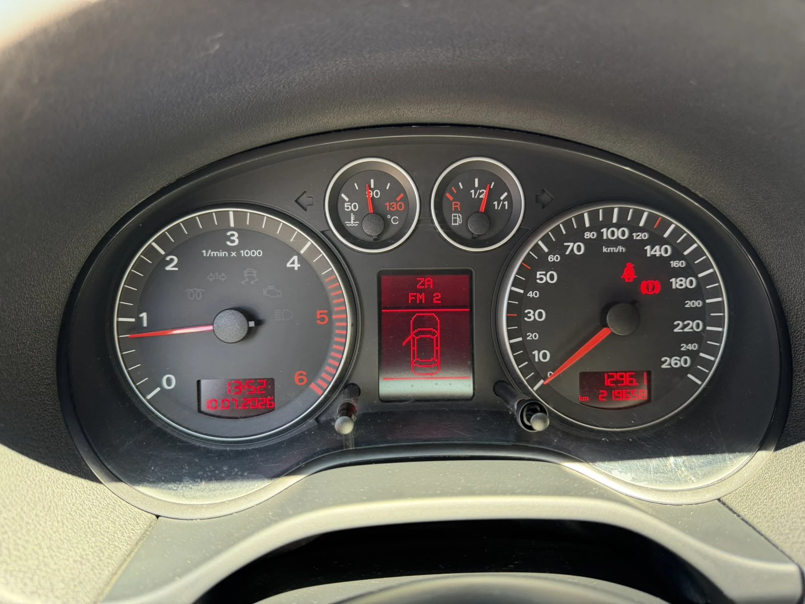 Audi A3 2.0-TDI-SPORTBACK, снимка 9 - Автомобили и джипове - 55232408
