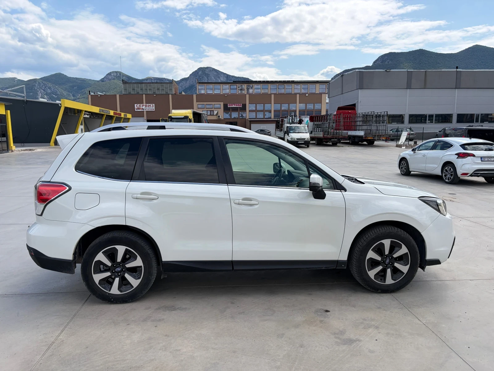 Subaru Forester, снимка 6 - Автомобили и джипове - 55396861