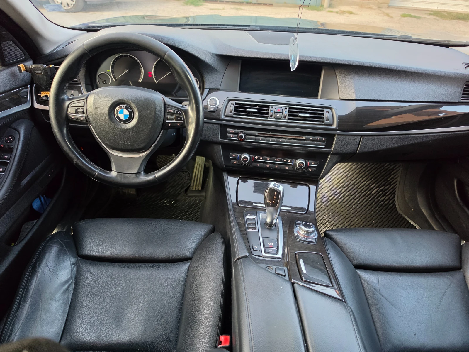 BMW 530  фейслифт!!!Частно лице, снимка 9 - Автомобили и джипове - 55696314