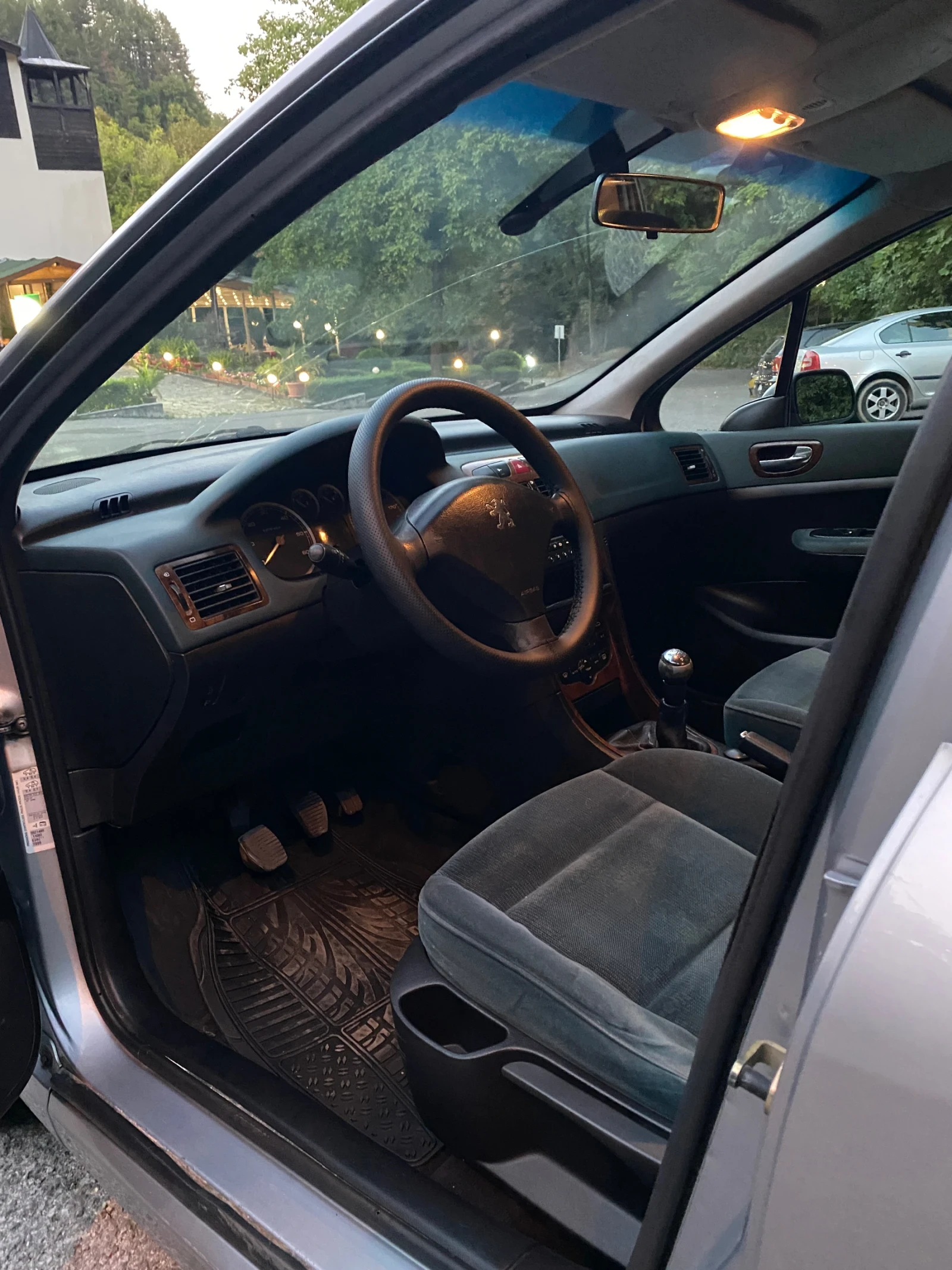 Peugeot 307, снимка 5 - Автомобили и джипове - 55989071