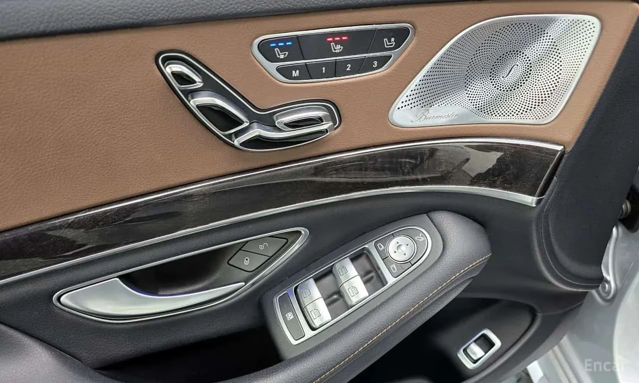 Mercedes-Benz S 350 d * 4MATIC * AMG * FACE * ОБДУХВАНЕ * DISTRONIC * , снимка 17 - Автомобили и джипове - 56214954