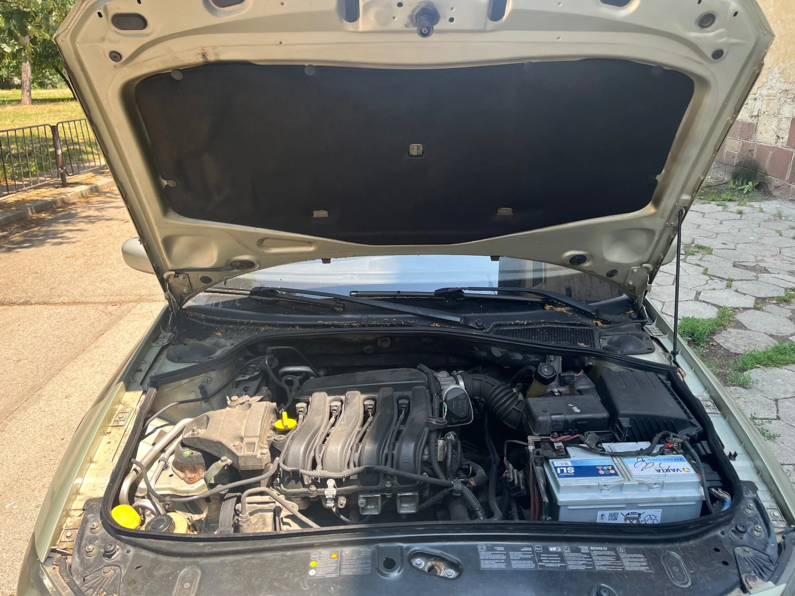 Renault Laguna, снимка 5 - Автомобили и джипове - 56261216