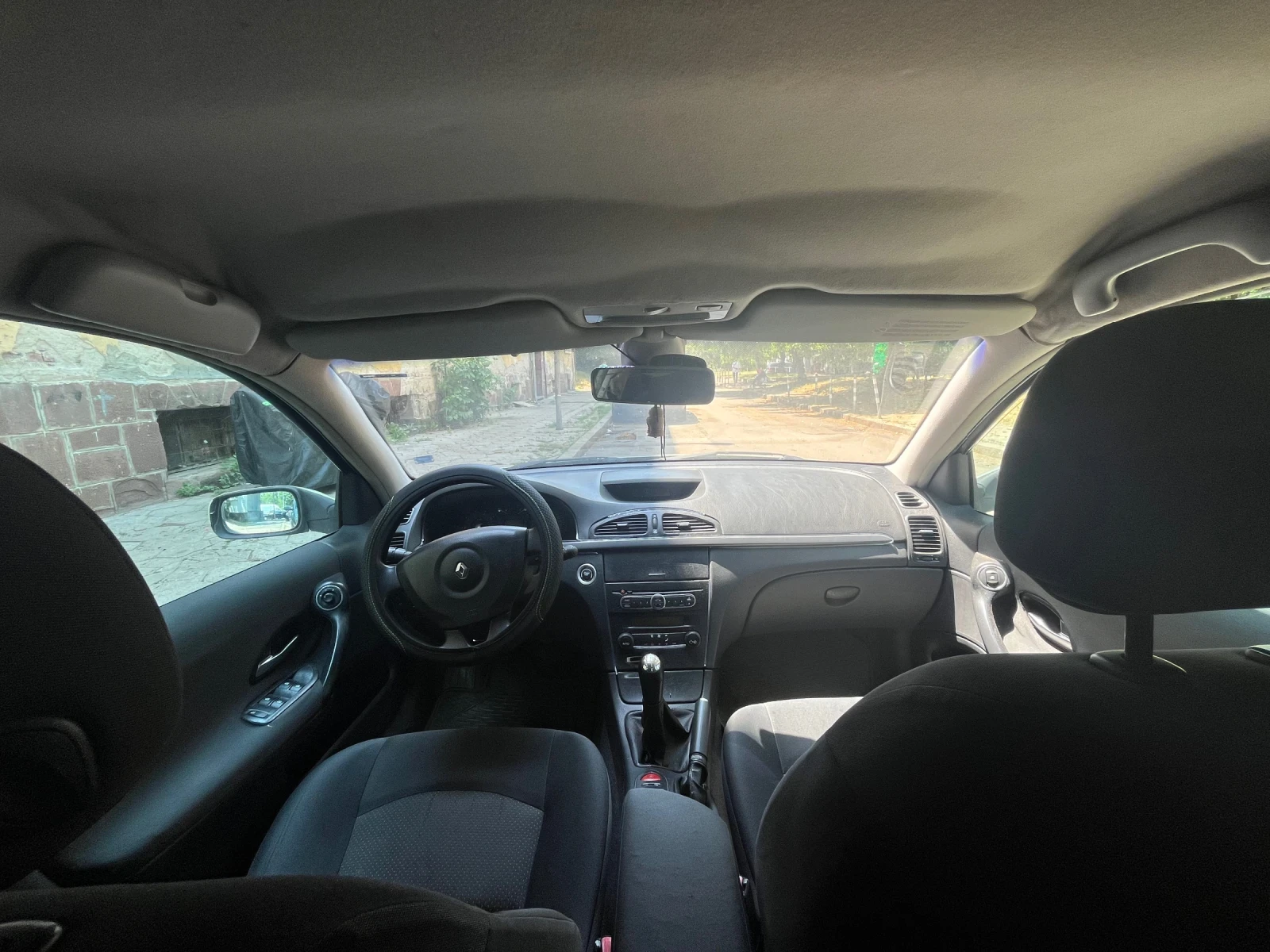 Renault Laguna, снимка 6 - Автомобили и джипове - 56261216