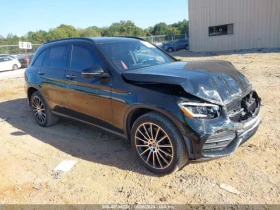  Mercedes-Benz GLC 30...