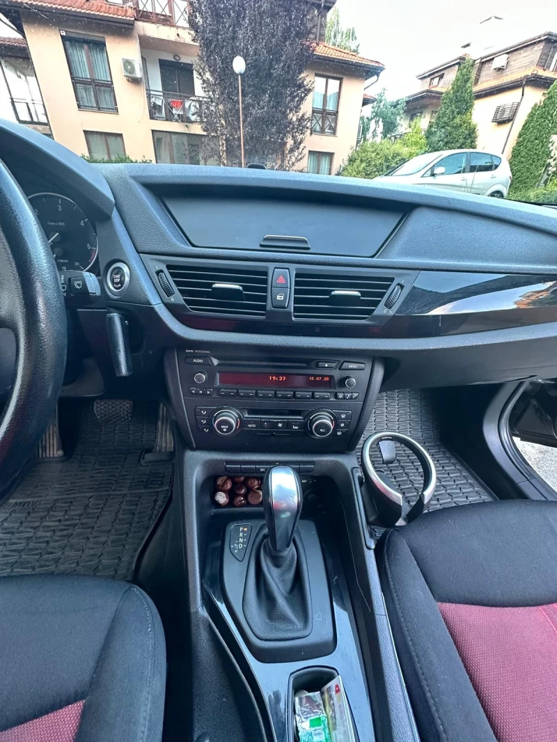 BMW X1, снимка 4 - Автомобили и джипове - 52472903