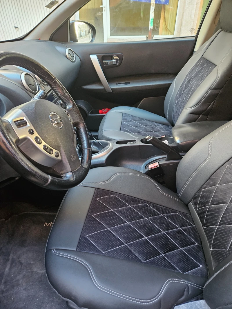 Nissan Qashqai, снимка 4 - Автомобили и джипове - 52344744