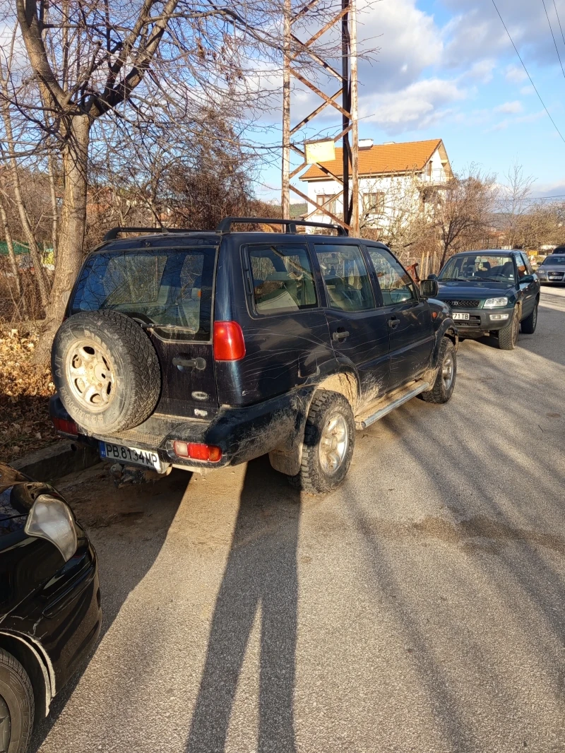 Nissan Terrano, снимка 3 - Автомобили и джипове - 52920166