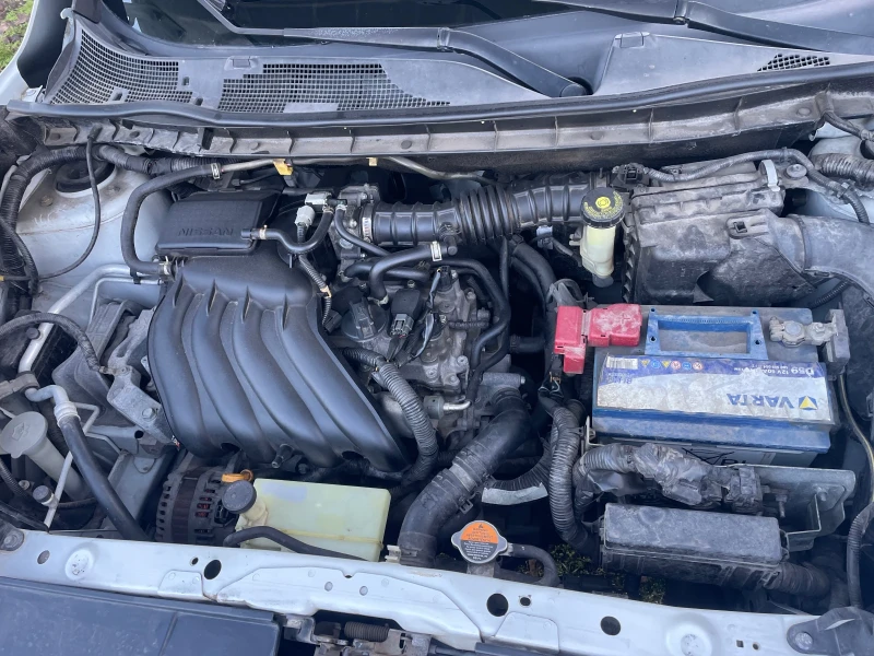 Nissan Juke 1.6i 16V, снимка 13 - Автомобили и джипове - 53013612