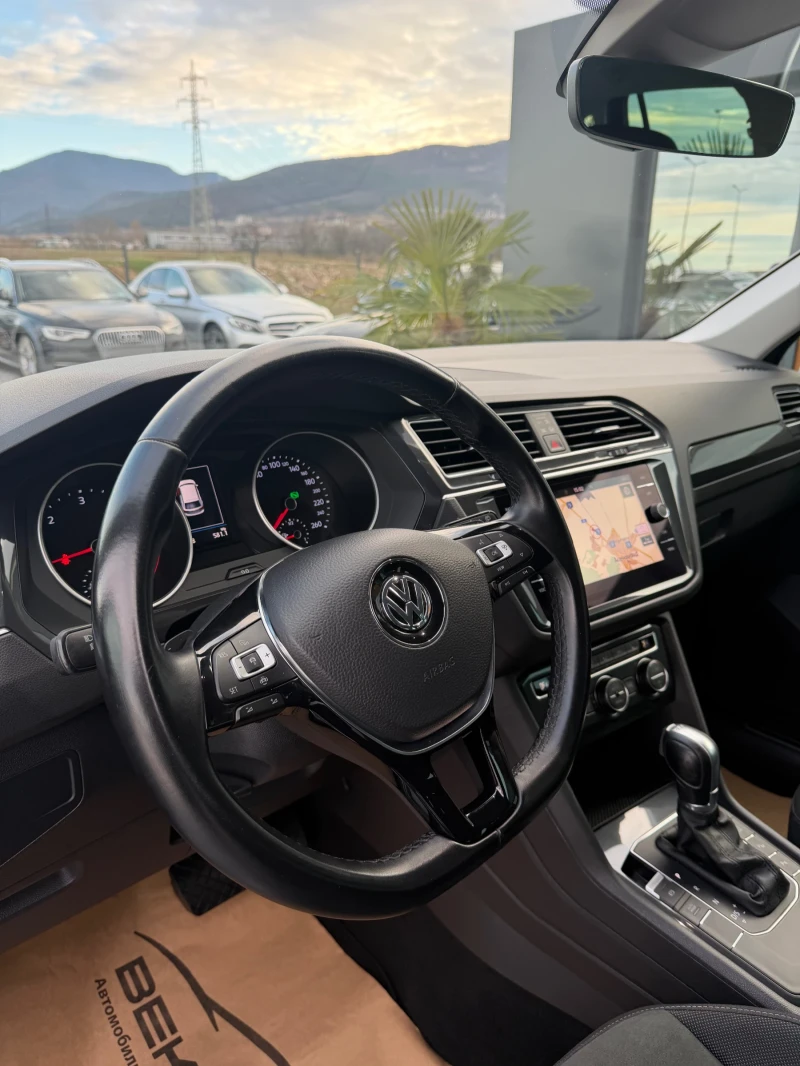 VW Tiguan Нов внос от Белгия без аналог!, снимка 10 - Автомобили и джипове - 53048426