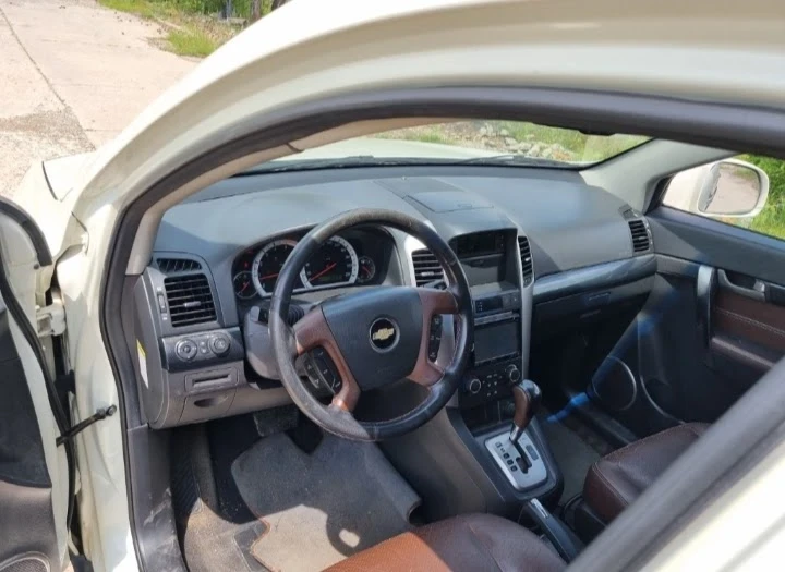 Chevrolet Captiva 2.0 D + 2, снимка 7 - Автомобили и джипове - 54760925