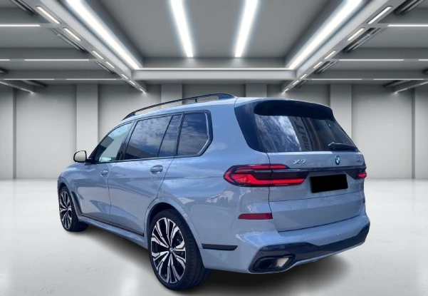 BMW X7 40d xDrive = M-Sport = Гаранция, снимка 2 - Автомобили и джипове - 55434132