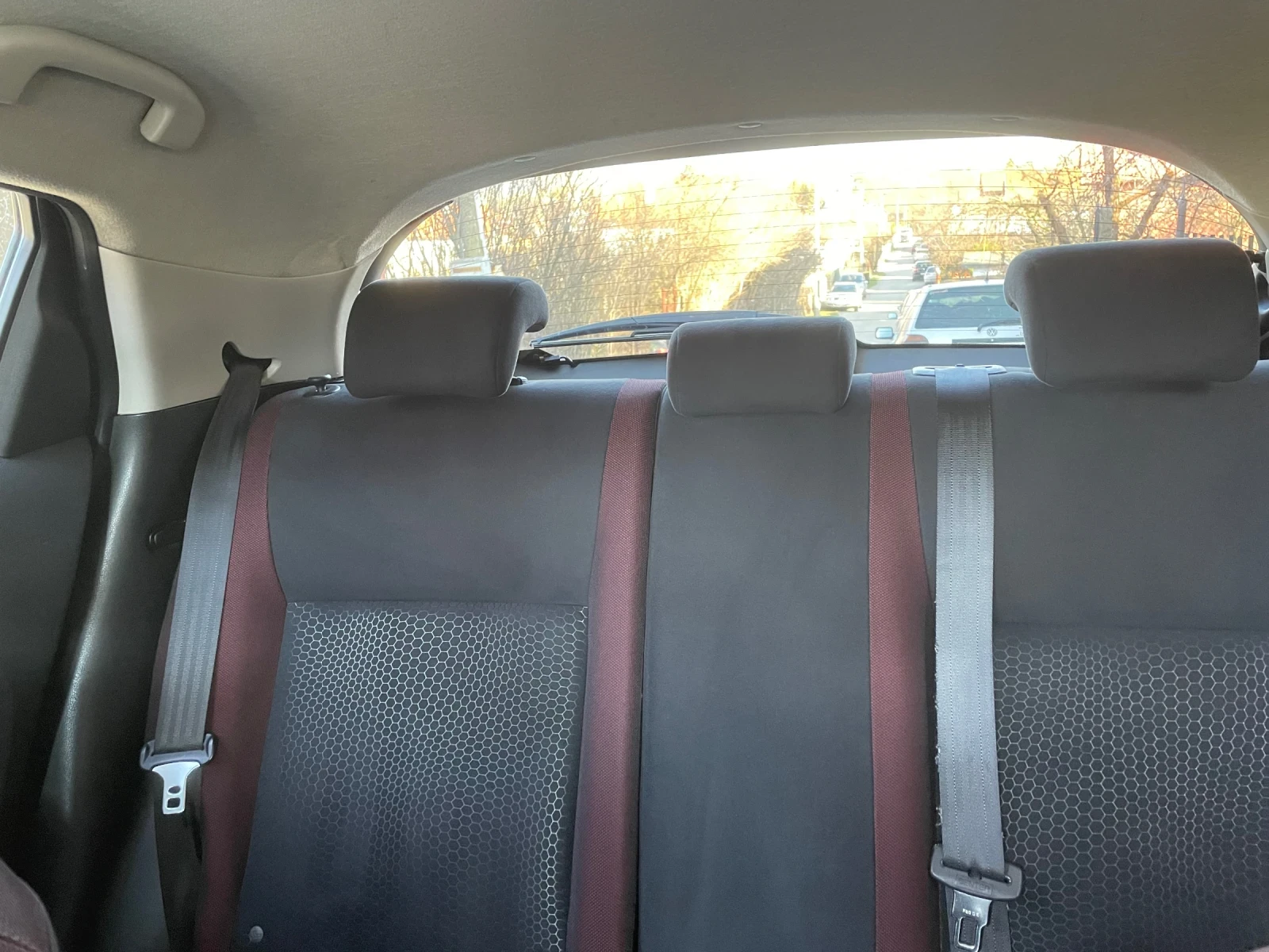 Nissan Juke 1.6i 16V, снимка 16 - Автомобили и джипове - 53933808