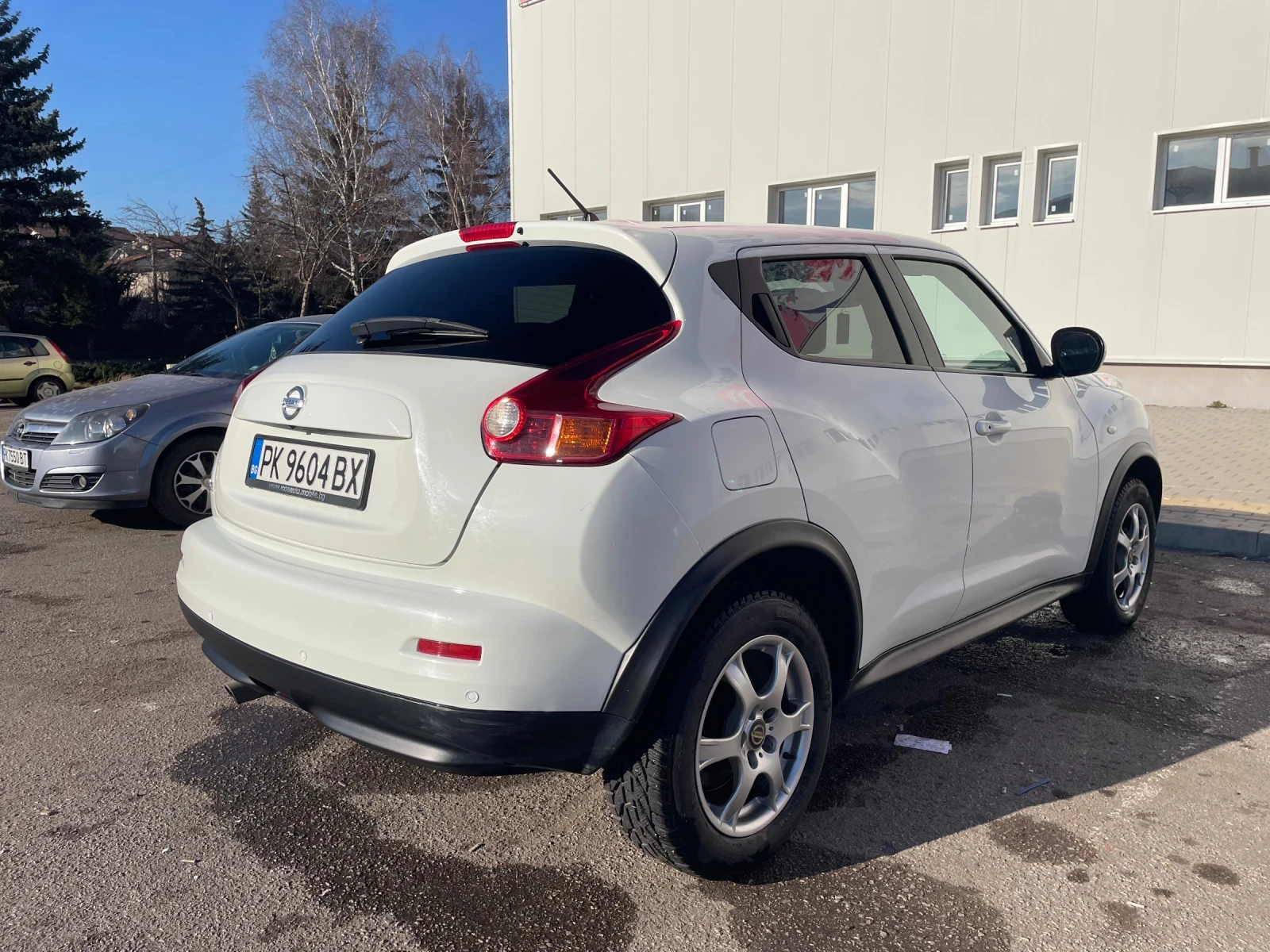 Nissan Juke 1.6i 16V - изображение 4