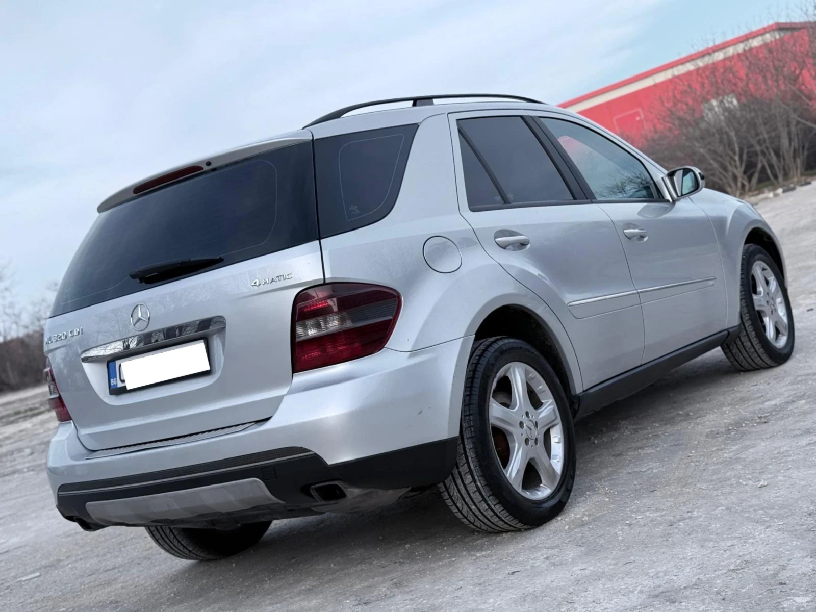 Mercedes-Benz ML 320 CDI-4MATIC-SPORT-НАПЪЛНО ОБСЛУЖЕН-ВСИЧКО ПЛАТЕНО! , снимка 6 - Автомобили и джипове - 53578948