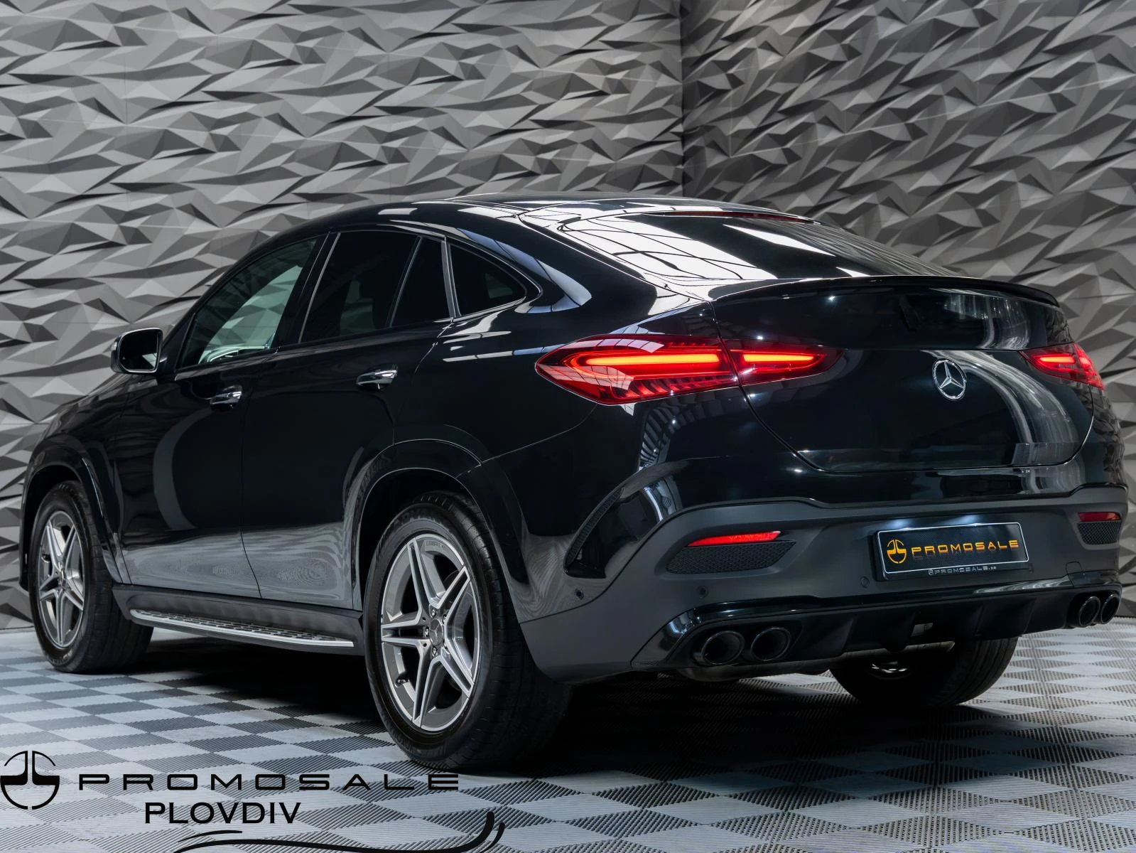 Mercedes-Benz GLE 53 4MATIC AMG 4MATIC+ Coupe* PANO* BURM* ОБДУХВ* HUD* AIRMAT, снимка 3 - Автомобили и джипове - 55530914