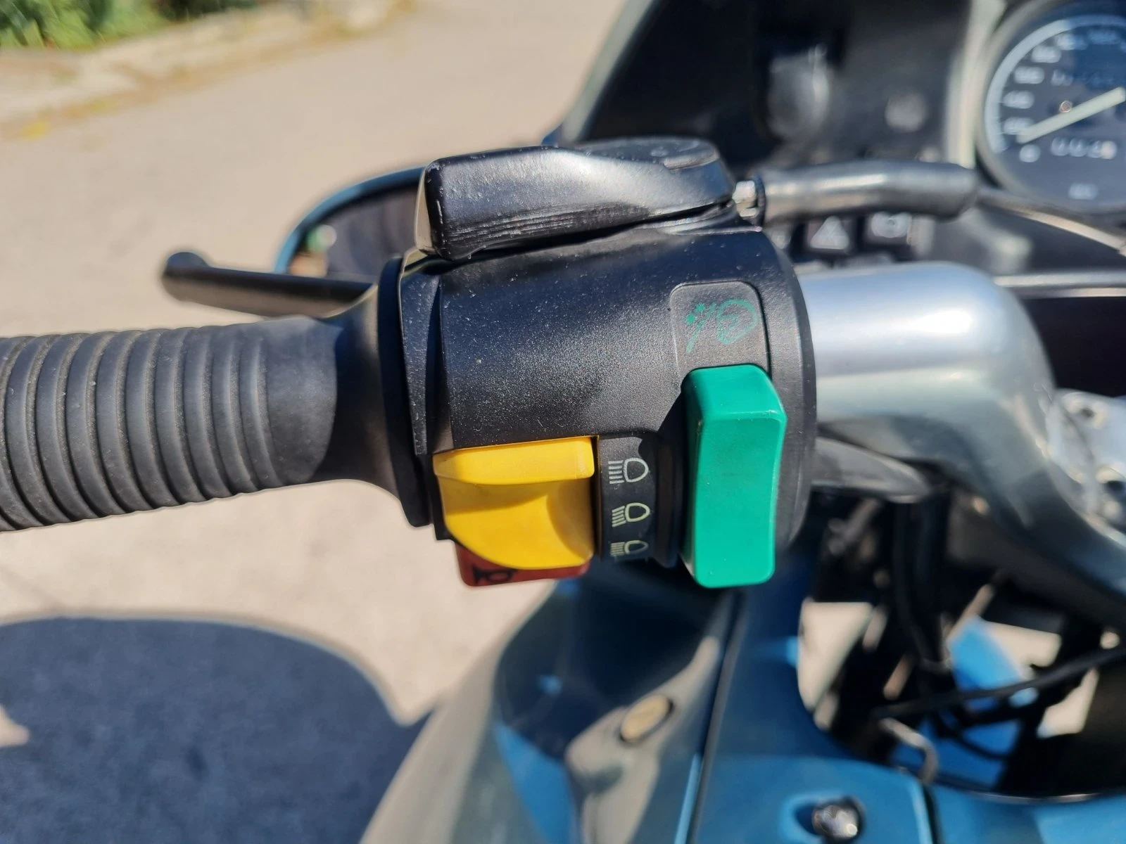 BMW R ABS   | Mobile.bg   11