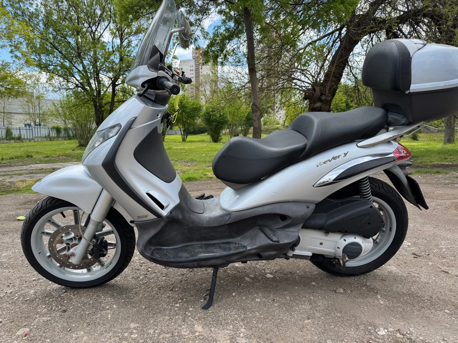Piaggio Beverly Скутер
