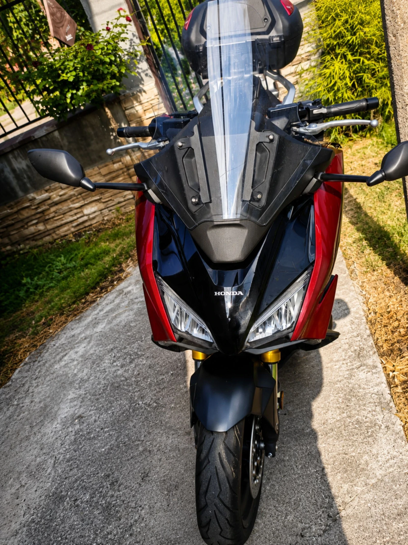 Honda Forza 750