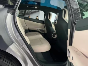 Xiaomi YU7, снимка 9