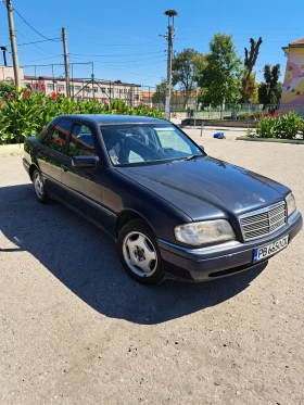 Mercedes-Benz C 220 Газ. Клима, снимка 10