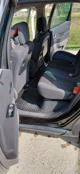 Renault Scenic - 2750 € / 5378.53 лв. - 14752432 11
