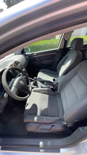 VW Golf 5 - 3500 € / 6845.40 лв. - 80633206 11