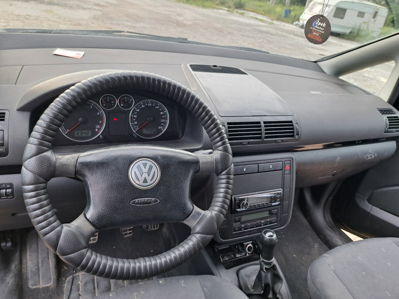 VW Sharan, снимка 10 - Автомобили и джипове - 45977467