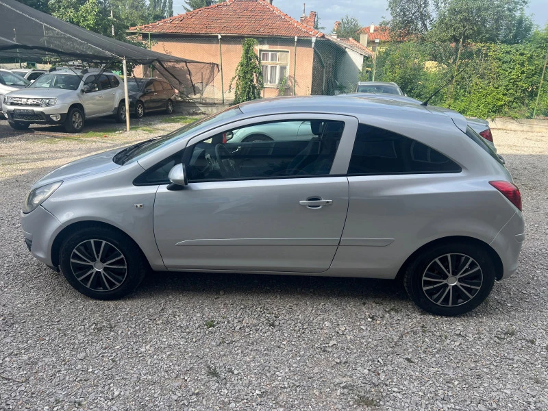 Opel Corsa 1.3, снимка 8 - Автомобили и джипове - 46035236