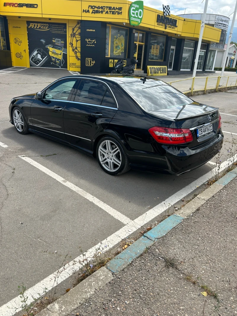 Mercedes-Benz E 350 AMG пакет, снимка 3 - Автомобили и джипове - 47755580