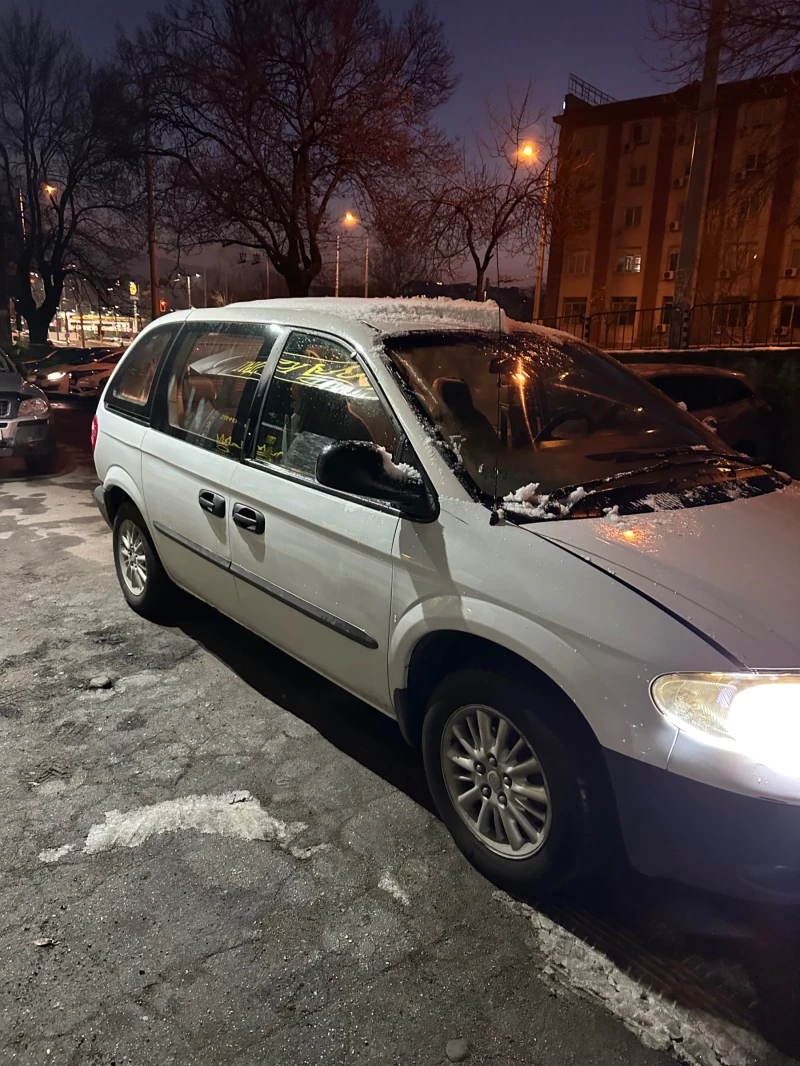 Dodge Caravan, снимка 3 - Автомобили и джипове - 48721472