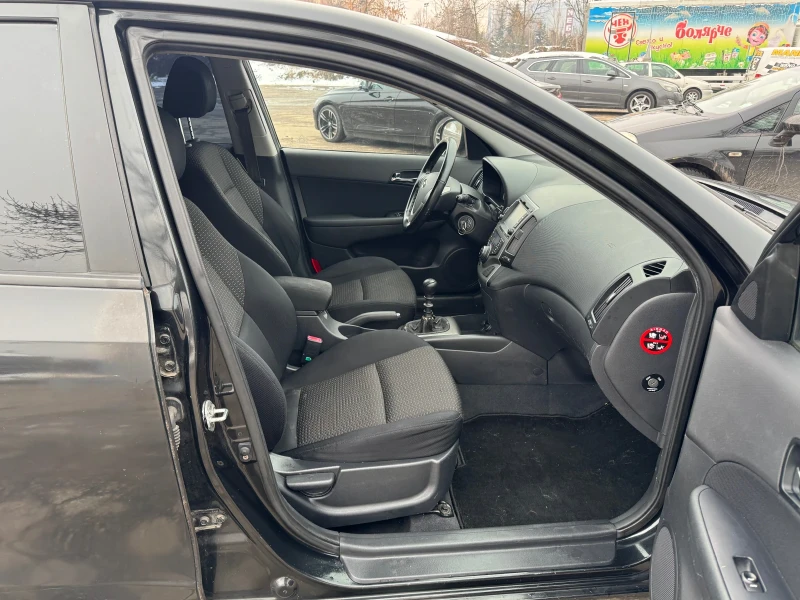 Hyundai I30, снимка 10 - Автомобили и джипове - 48746214