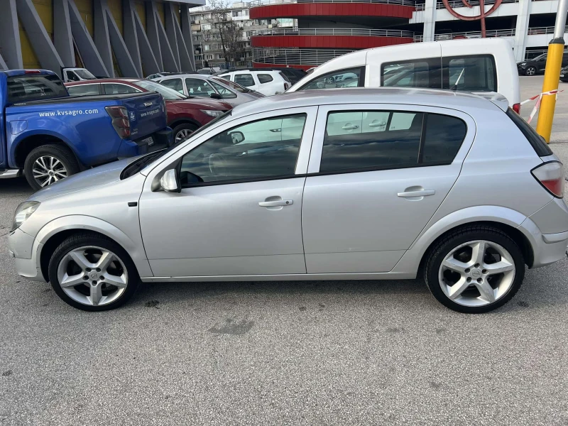 Opel Astra, снимка 4 - Автомобили и джипове - 49259956