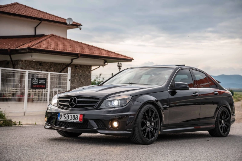 Mercedes-Benz C 63 AMG, снимка 3 - Автомобили и джипове - 50553858