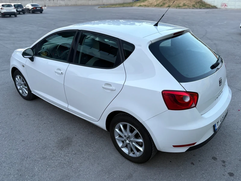 Seat Ibiza 1.4 TDI 90 к.с, снимка 2 - Автомобили и джипове - 50840068