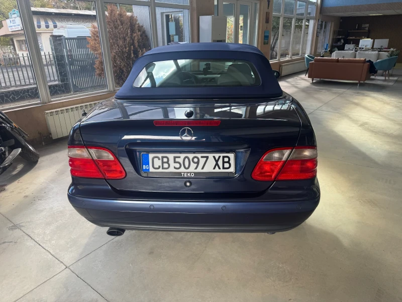 Mercedes-Benz CLK 320, снимка 3 - Автомобили и джипове - 52623770