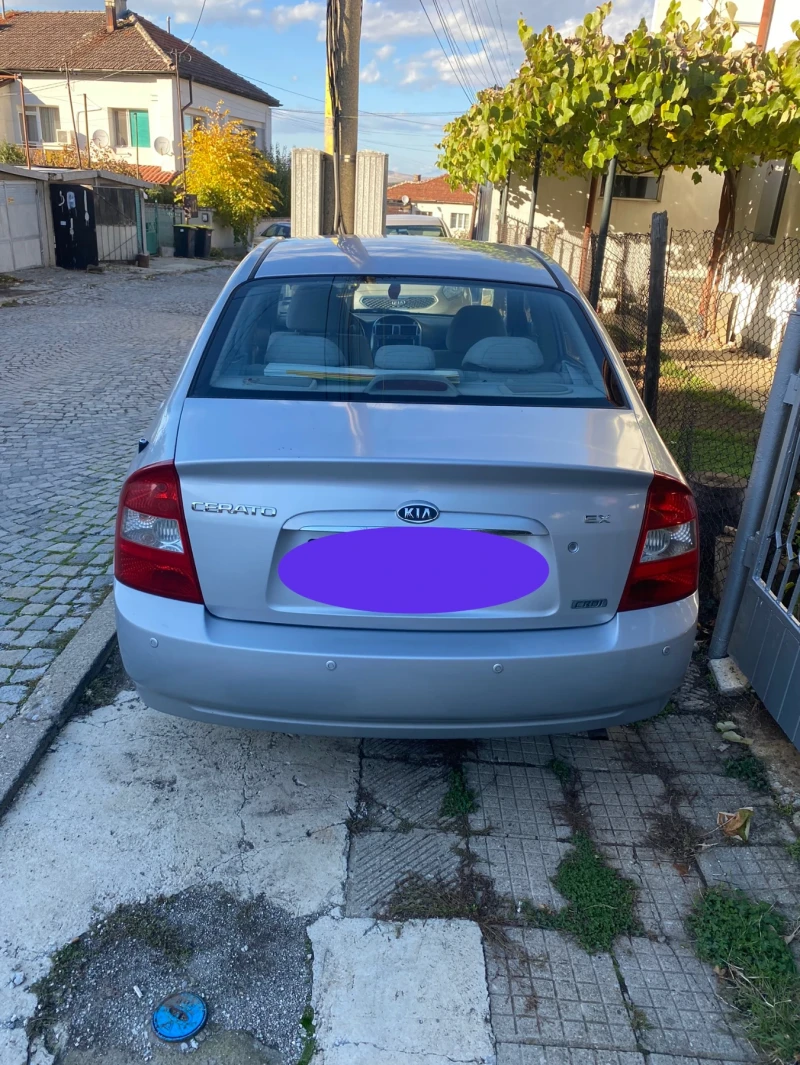 Kia Cerato, снимка 2 - Автомобили и джипове - 52169601