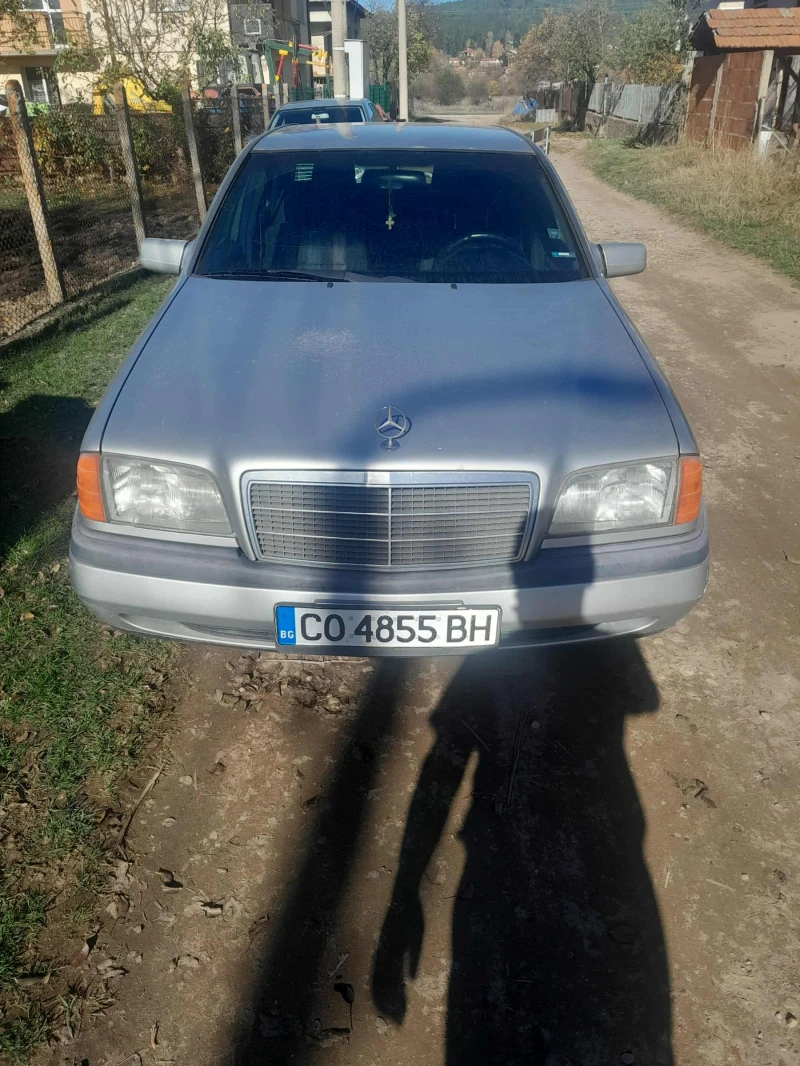 Mercedes-Benz C 180 Газ+ Бензин