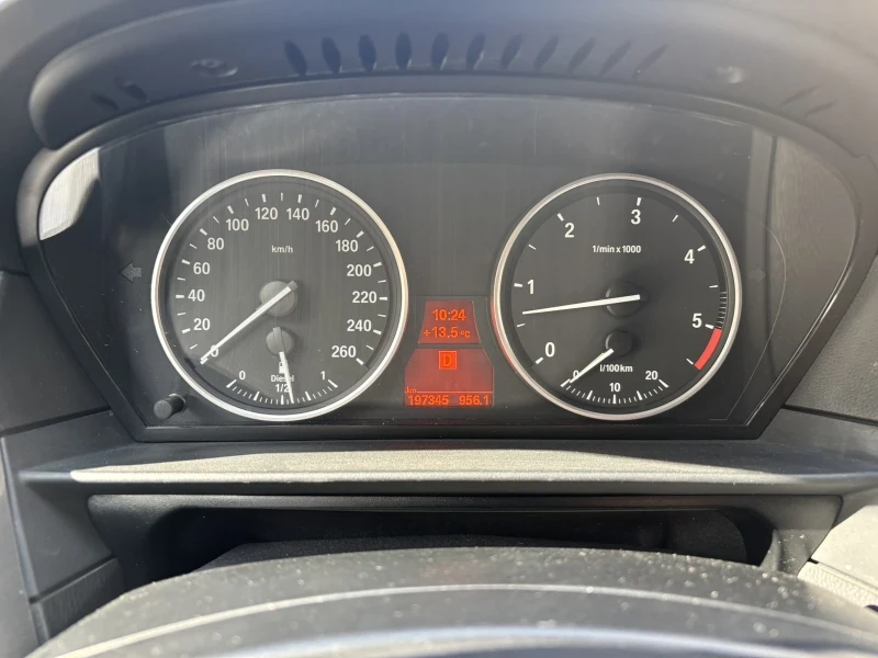 BMW 525 E60 facelift, снимка 11 - Автомобили и джипове - 52540879