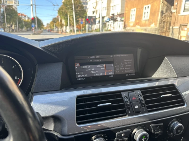 BMW 525 E60 facelift, снимка 10 - Автомобили и джипове - 52540879