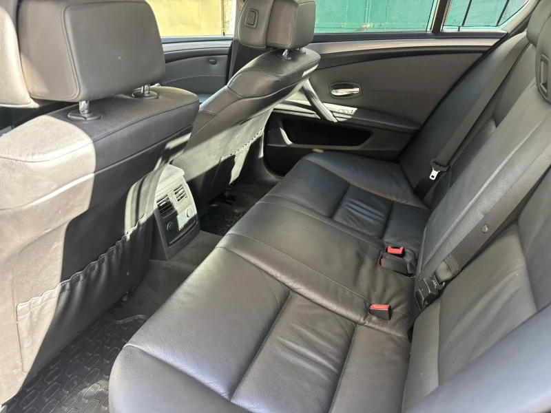 BMW 525 E60 facelift, снимка 13 - Автомобили и джипове - 52540879