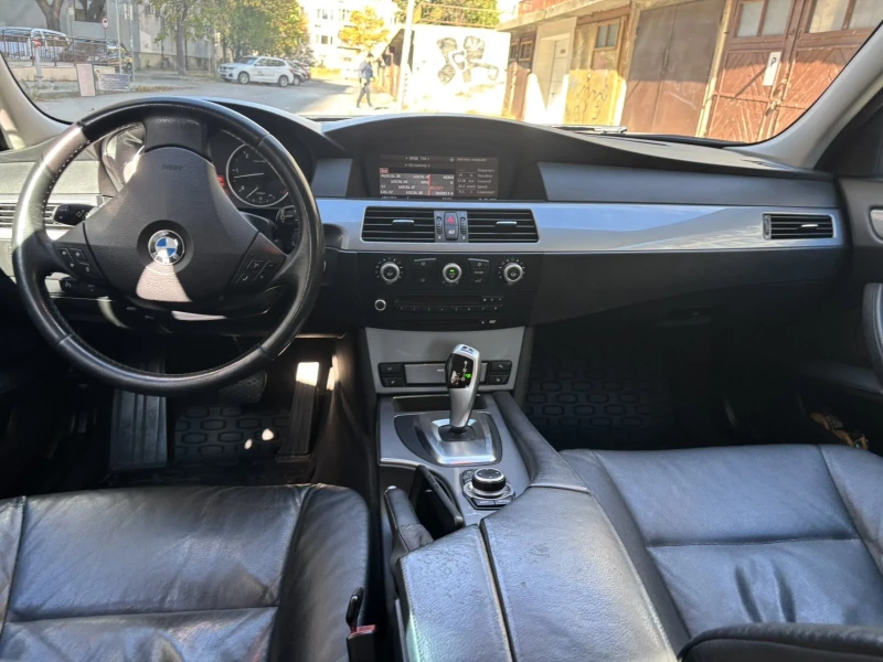 BMW 525 E60 facelift, снимка 7 - Автомобили и джипове - 52540879