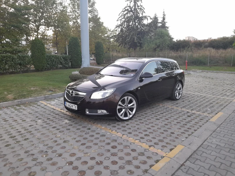Opel Insignia SportsTourer A20DTH, снимка 2 - Автомобили и джипове - 53143223