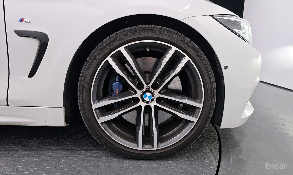 BMW 430 4 Series (F32) 430i Sports Convertible - изображение 5